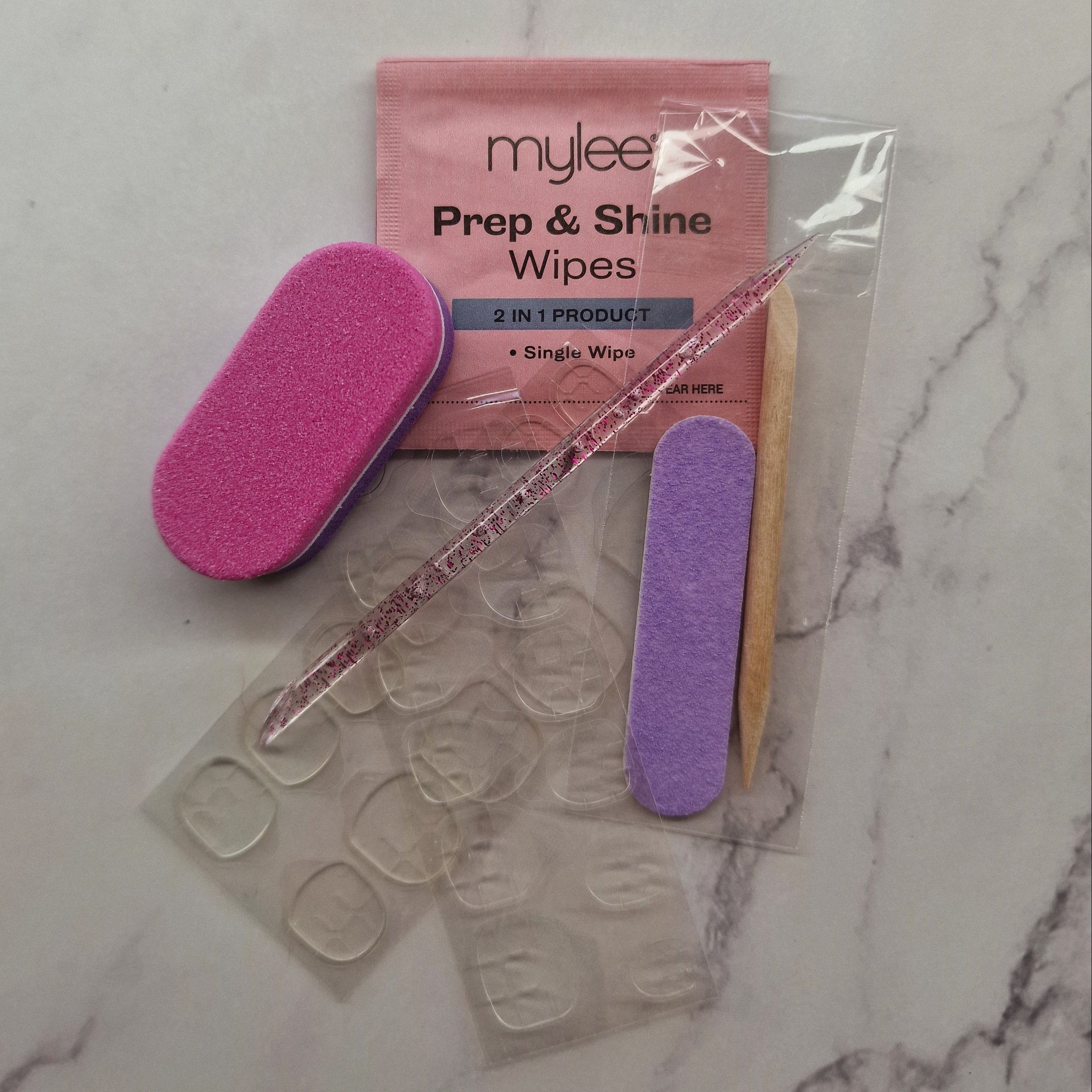 Kit préparation d'ongles